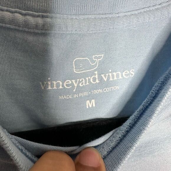 Vineyard Vines Red Solo Cup Flag Pocket Tee Size Medium - Picture 3 of 11